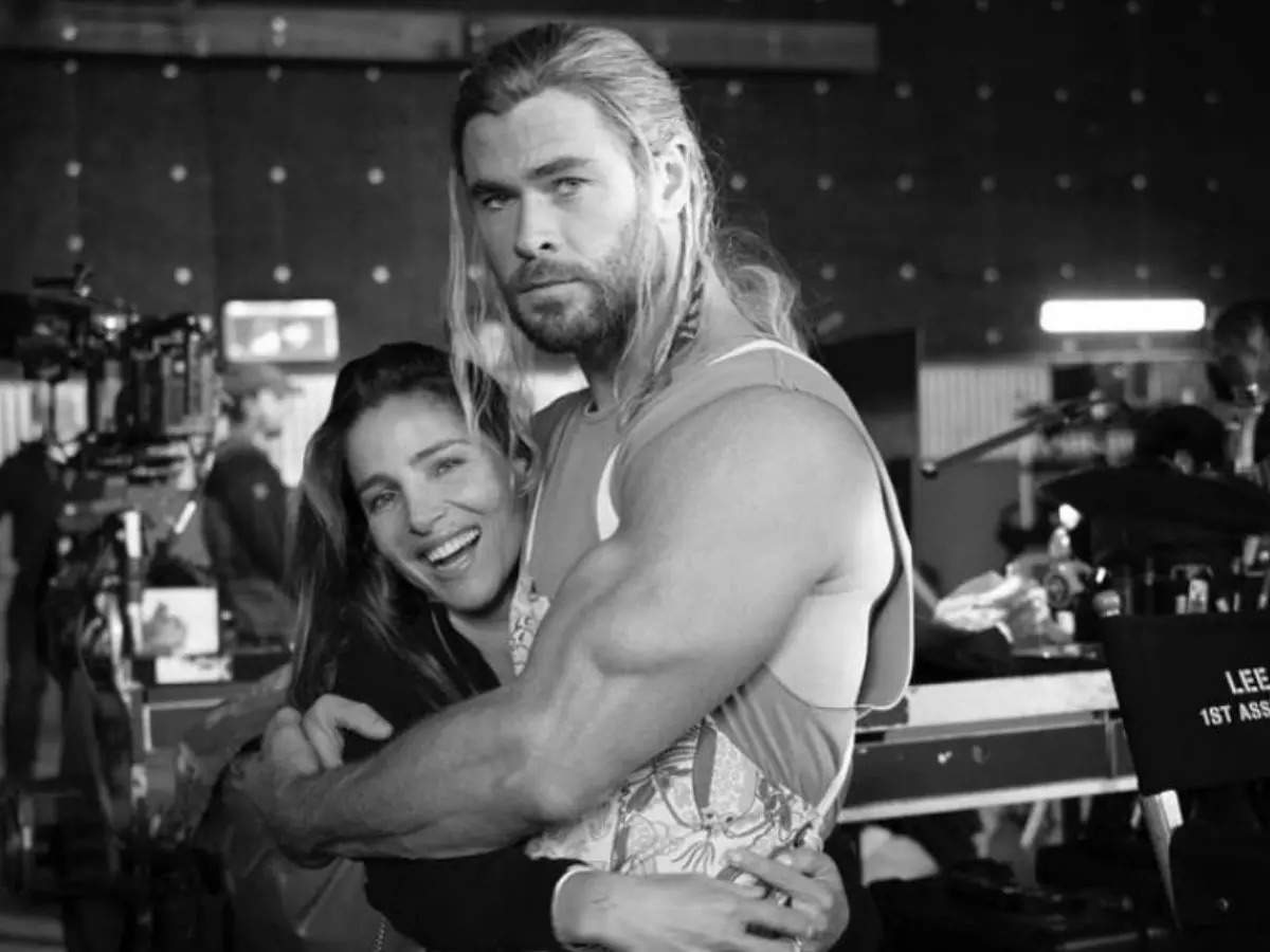 Chris Hemsworth learns he has a predisposition to Alzheimer's disease; may  take break from acting - Times of India