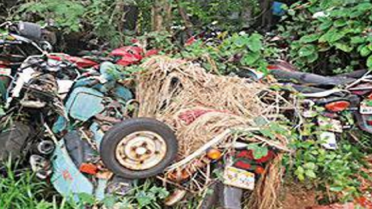 Seized vehicles lie neglected at the Capital PS in Bhubaneswar