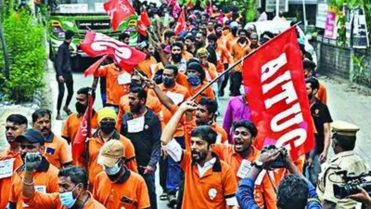 Nearly a hundred delivery workers, wearing Swiggy uniform, took part in the march, which was supported by All India Trade Union Congress (AITUC). File photo