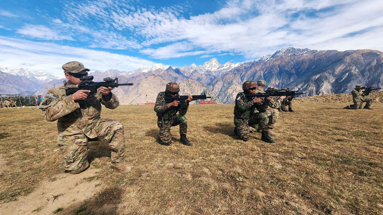  Indian and US Army troops in action during the 18th edition of India-US joint military exercise 'Yudh Abhyas', at Auli, in Chamoli (ANI)