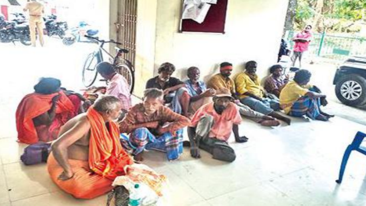 Police rescue 1,300 beggars across Tamil Nadu over weekend | Chennai News -  Times of India