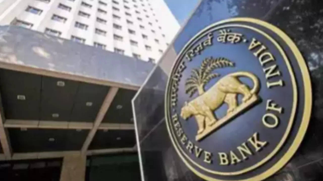 The Reserve Bank of India (RBI) is expected to moderate the pace of interest rate hikes at its monetary policy committee (MPC) meeting