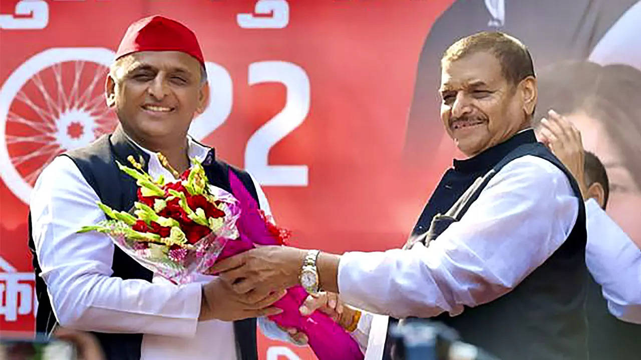 Sources said that Akhilesh and Shivpal have agreed to a respectable adjustment of PSPL leaders in the SP.