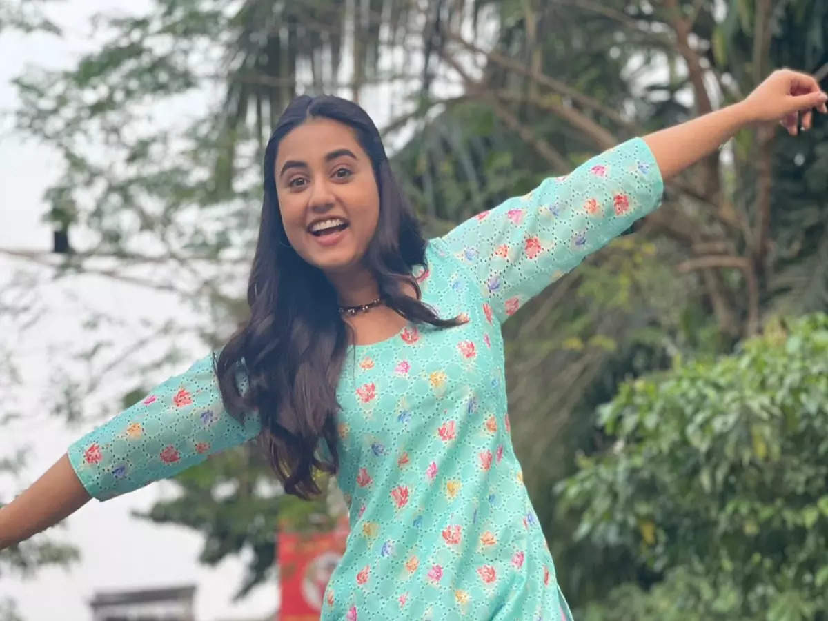 I have butterflies in my stomach,” says actress Swastika Dutta before new show Tomar Khola Hawa's launch - Times of India