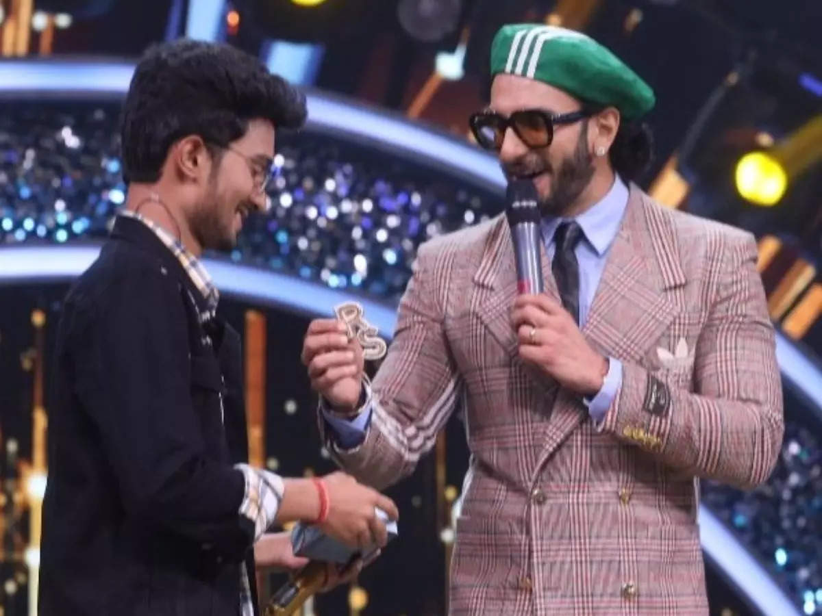 Ranveer Singh surprises 'Indian Idol 13' contestant with a special ...