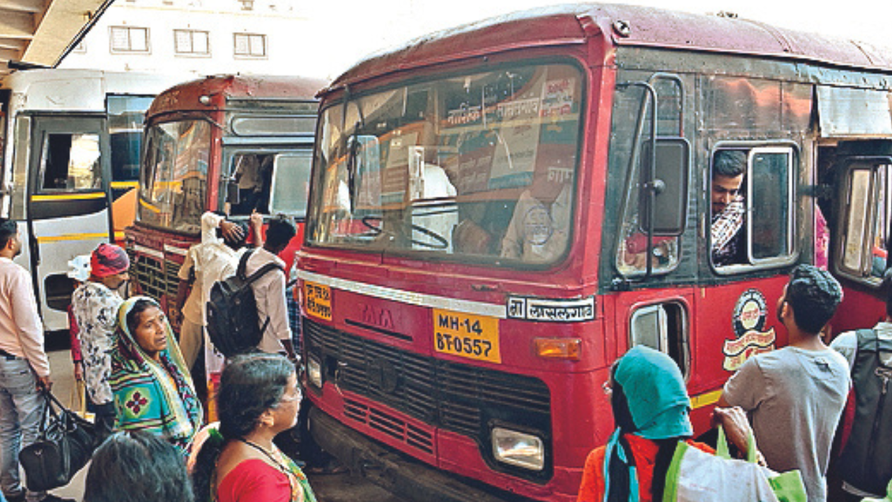 Reduced Msrtc Bus Services In Rural Nashik Take A Toll On Students ...