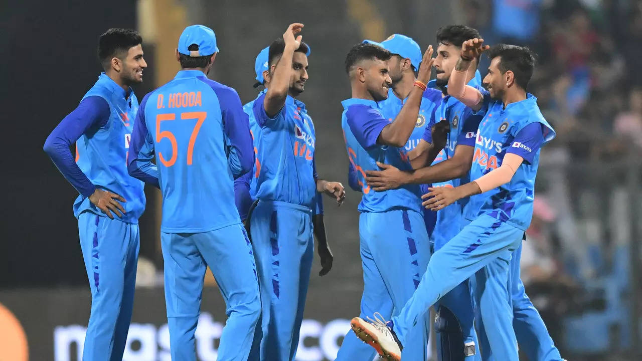 India vs Sri Lanka 1st T20I 2023: India wins first T20 by 2 runs