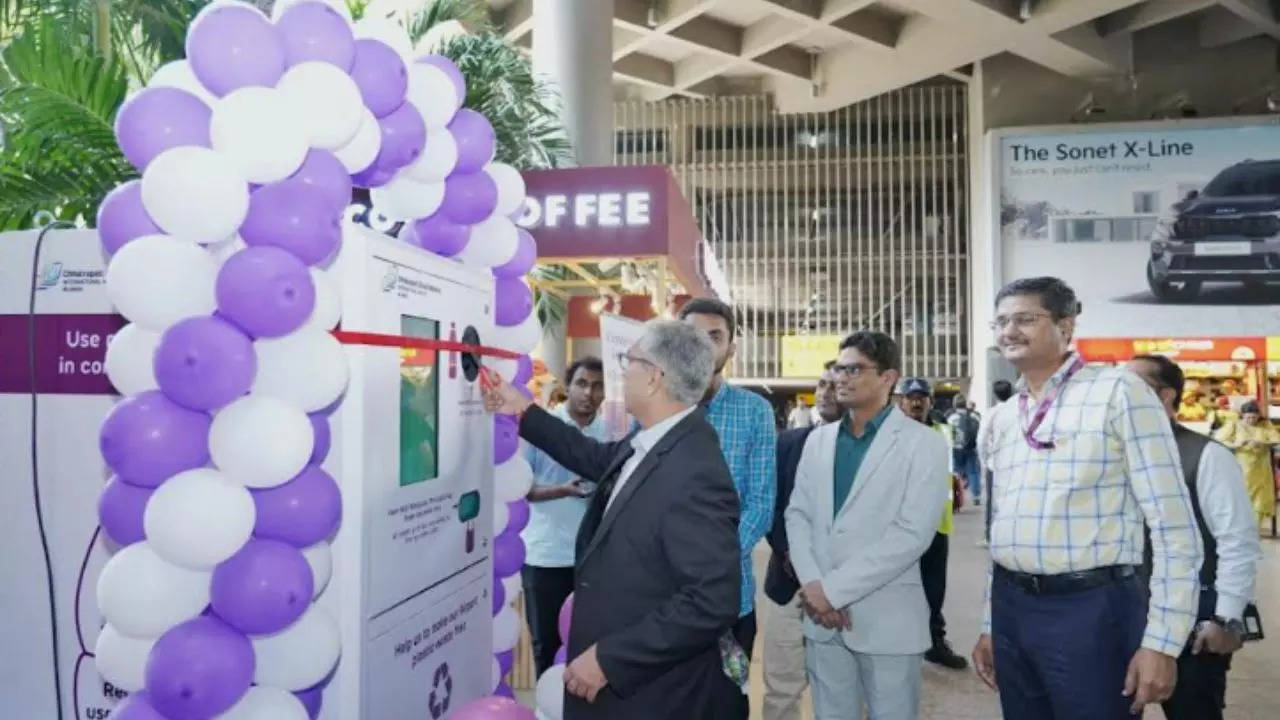 Mumbai airport installs ‘Reverse Vending Machines’ for recycling of single-use plastics | Mumbai News – Times of India