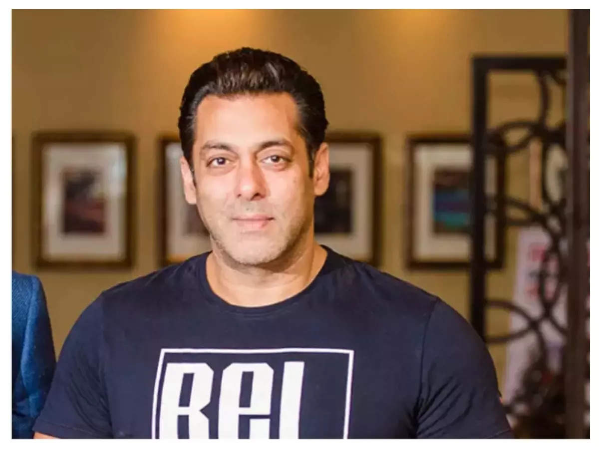 Salman reveals his 'closest, longest friend'