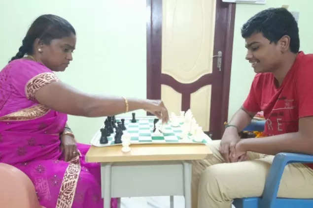 Grandmaster Pranesh, son of an Anganwadi worker, crosses language