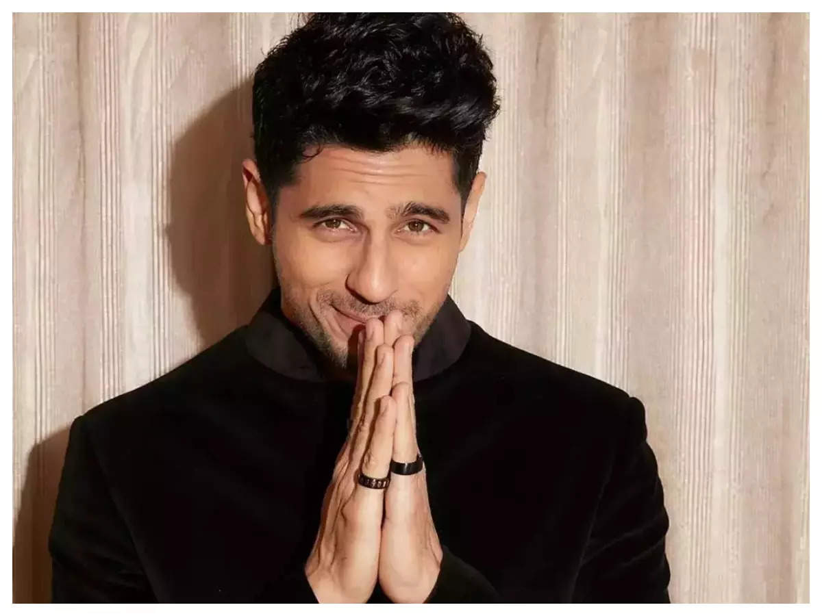 Throwback: Sidharth on his past relationships