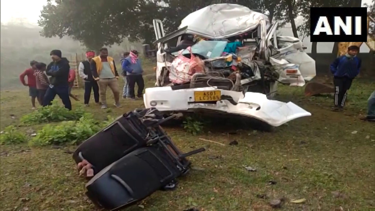 3 killed, 15 injured as vehicle with pilgrims collides with truck in Assam's Morigaon