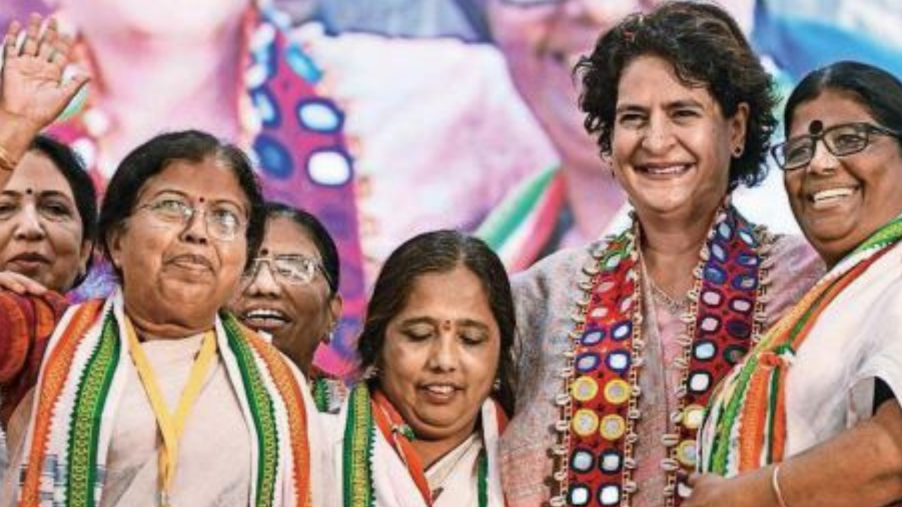 Congress 2nd big promise: Rs 2,000 per month to woman head of family in Karnataka