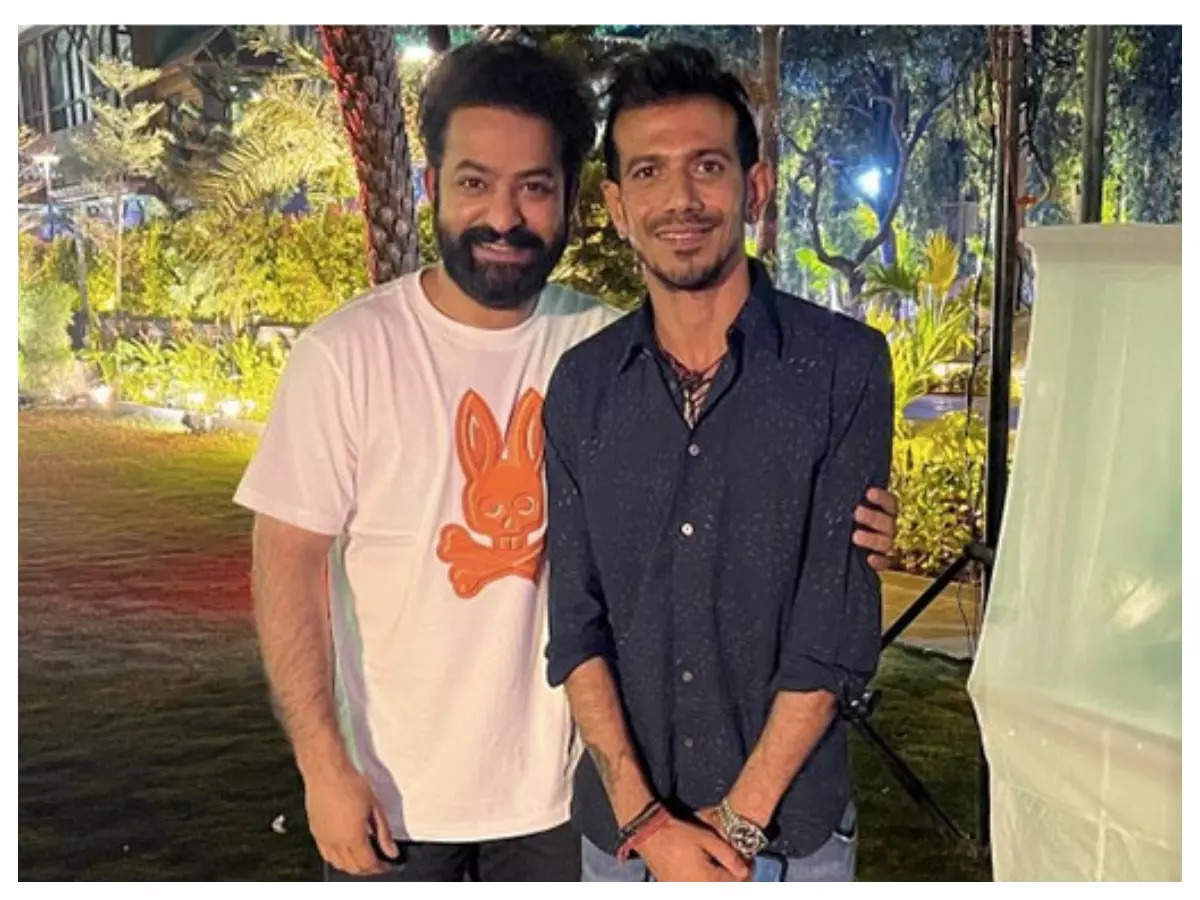 RRR star Jr NTR met cricketer Yuzvendra Chahal, the two are all smiles in happy pic | Hindi Movie News