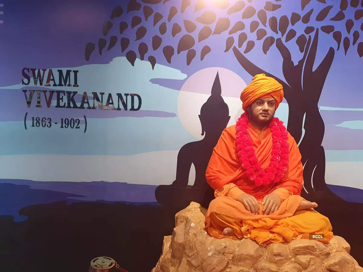 Swami Vivekananda's wax figure at the Jaipur Wax Museum