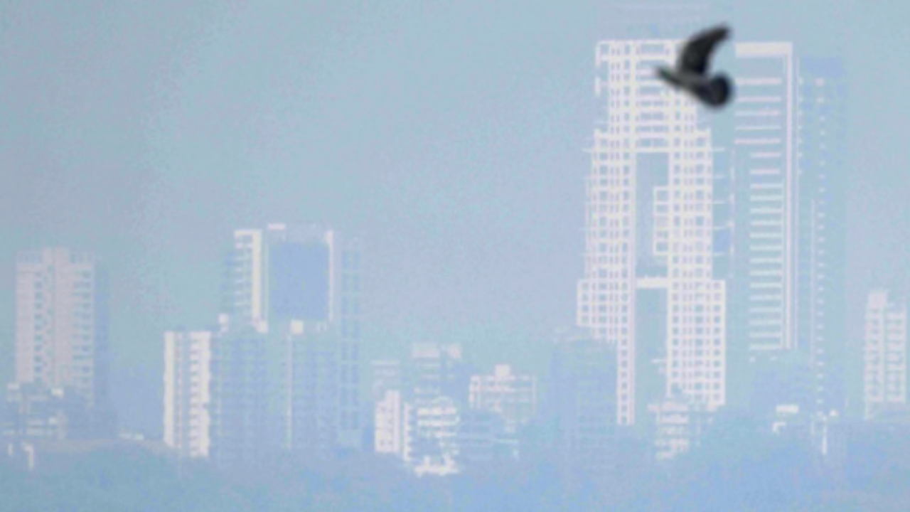 Mumbai’s air quality index (AQI) was very poor at 312; lower than Delhi’s 308 for the second consecutive day