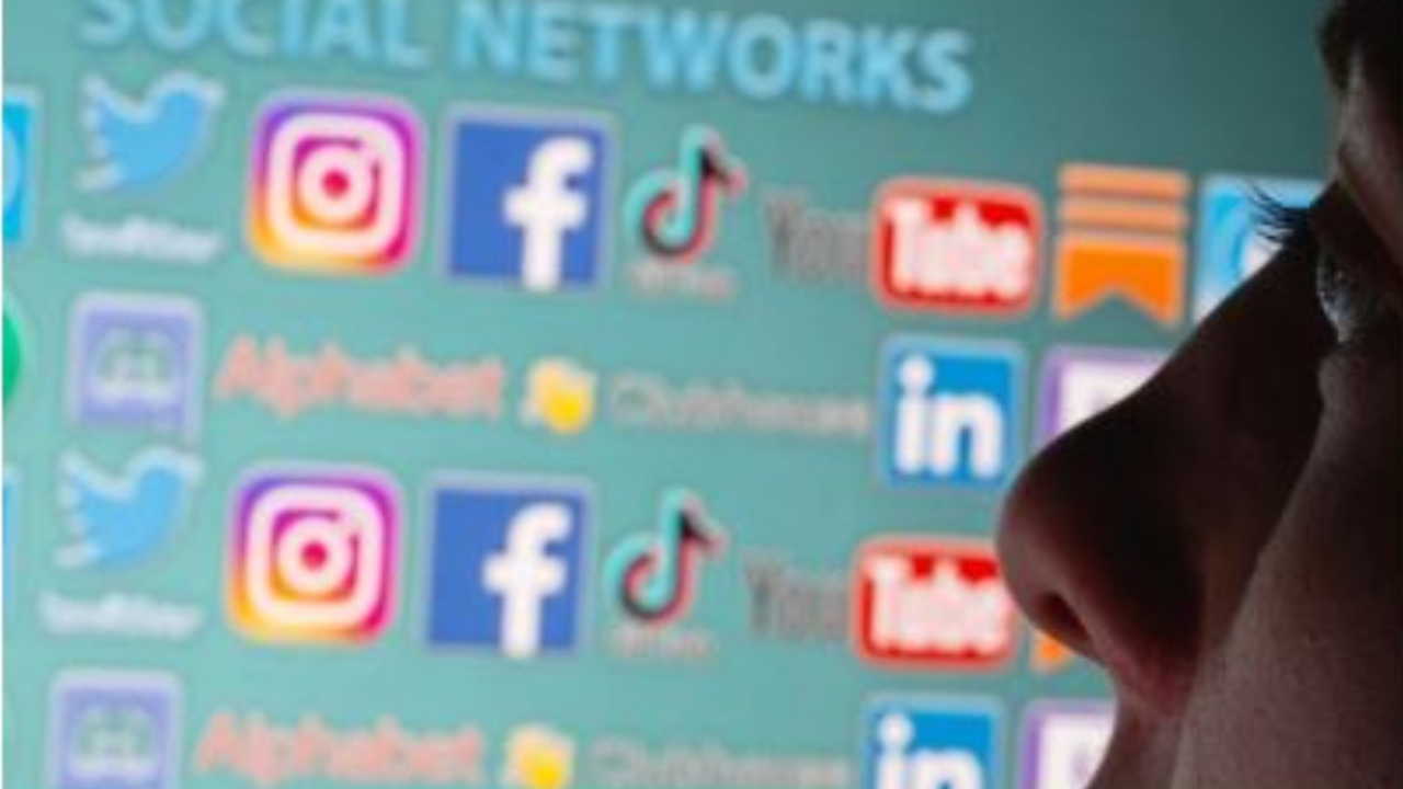 Techies taking to social media to announce layoffs