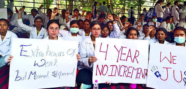 raipur: Health Services Affected As Junior Doctors Go On Strike