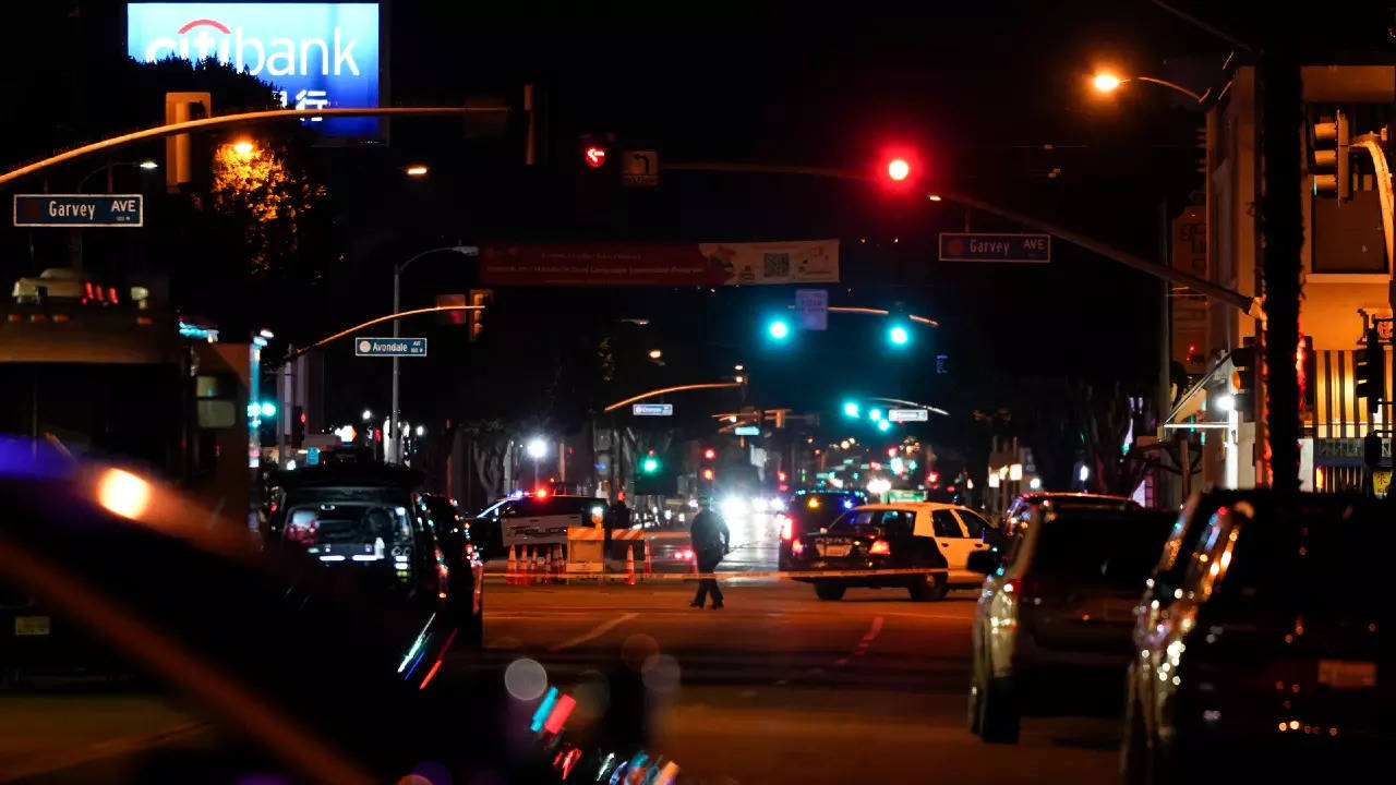 10 people killed in shooting in Los Angeles area; gunman still at large