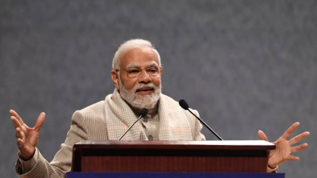 Use emerging technologies, PM Modi advises DGPs, IGPs