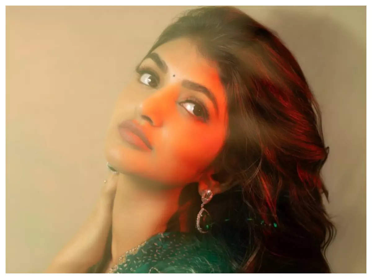 Sreeleela exudes elegance in her latest clicks | Kannada Movie ...