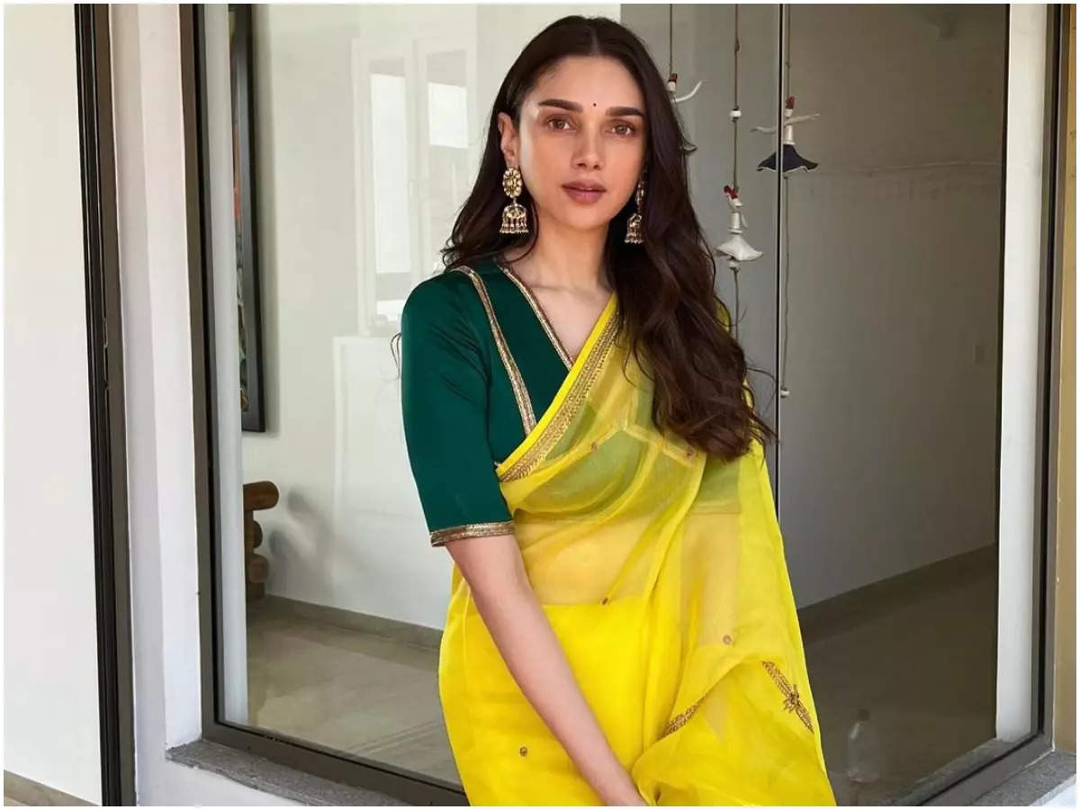 Aditi Rao Hydari shows us how to nail the 'effortless' ethnic look |  Malayalam Movie News - Times of India