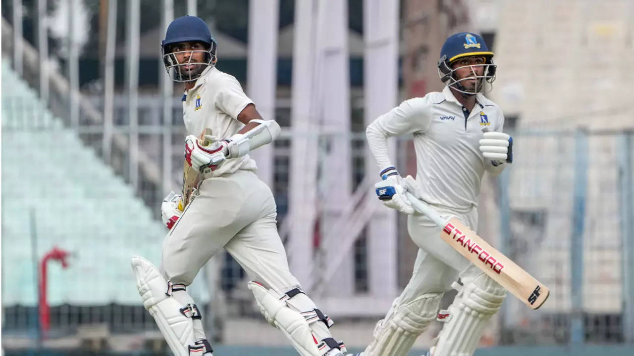 Ranji Trophy Bengal gain vital first-innings lead against Jharkhand Cricket News