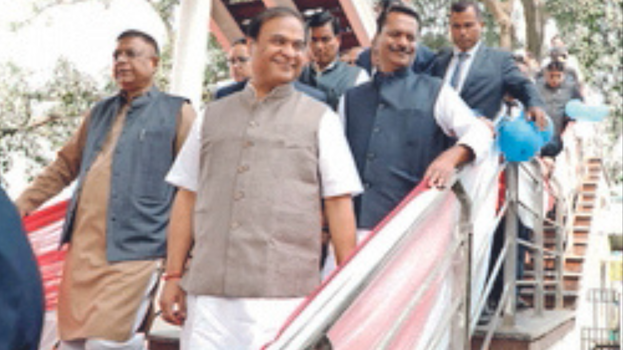 ​CM Himanta Biswa Sarma gifts Rs 16-crore foot overbridge to Guwahati on birthday