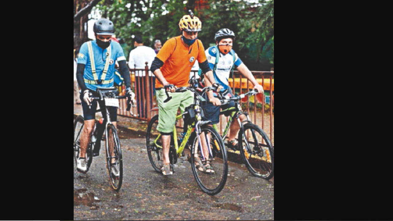 Cyclists to go on 800 km ride for a greener world