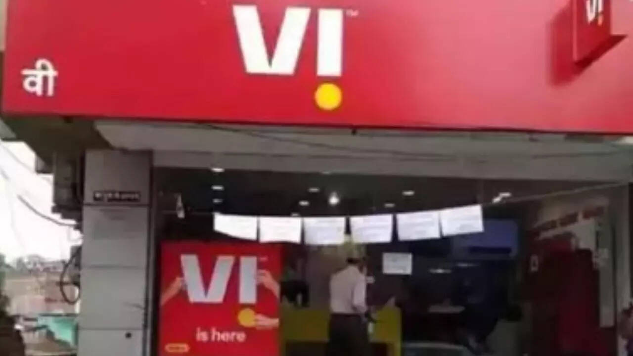 Vodafone Idea gets a lifeline, govt to hold 33% stake