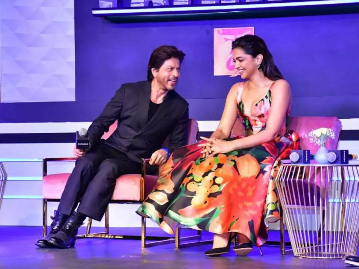 Shah Rukh Khan gives a witty reply when asked about reuniting with Deepika Padukone after ‘Pathaan’ | Hindi Movie News