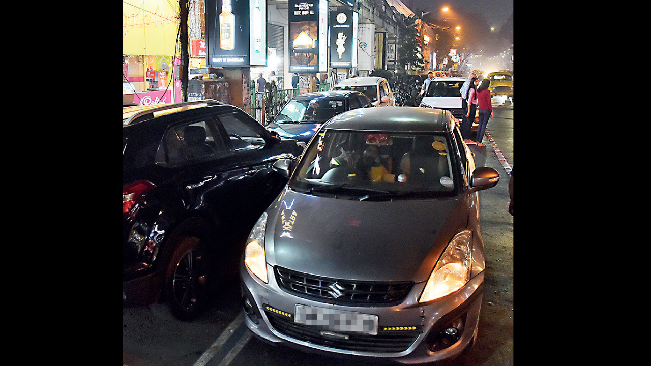 Demand for night drivers soars in Kolkata