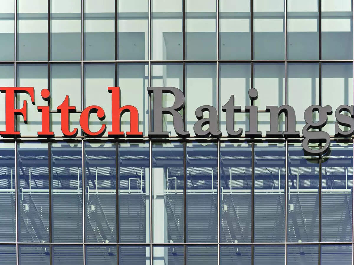 Fitch downgrades cash-strapped Pakistan’s rating