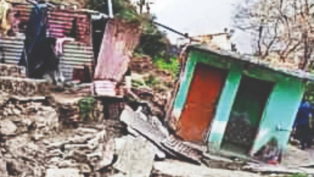 Joshimath cracks are up to half-km long, 2 feet wide: Survey