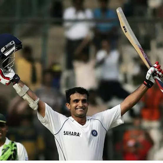 Ranbir Kapoor gets clicked playing cricket with Sourav Ganguly