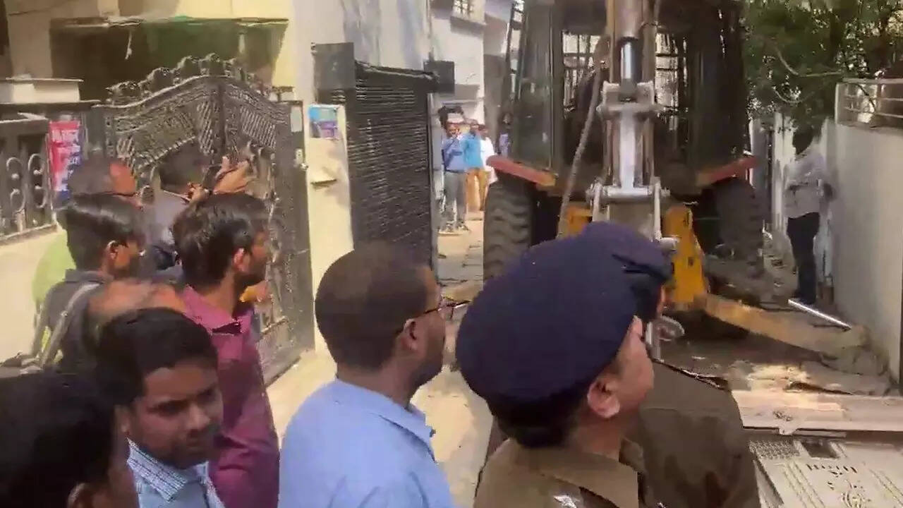 Kapoorthala Crossing, Lucknow Map, Property Rates, Projects, Photos