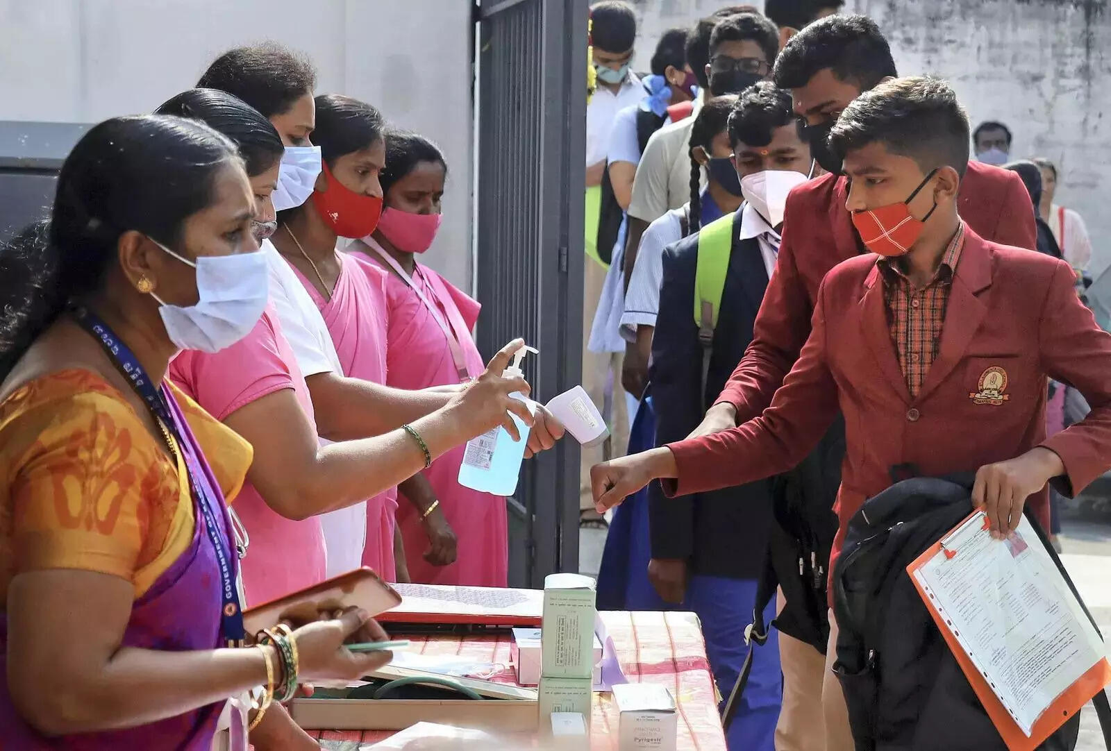 CBSE 12th Physics Paper 2023: Exam day instructions, guidelines and more – Times of India