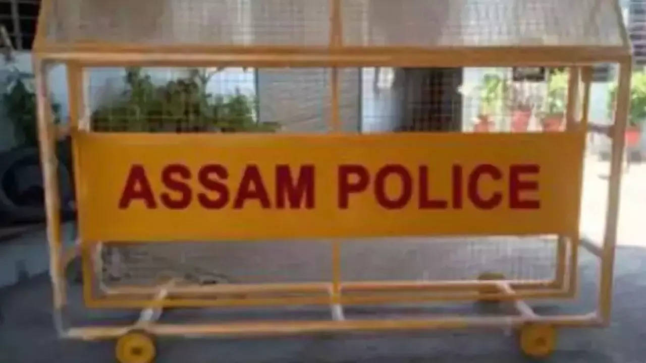 Assam cops bust ISI espionage ring, nab 5