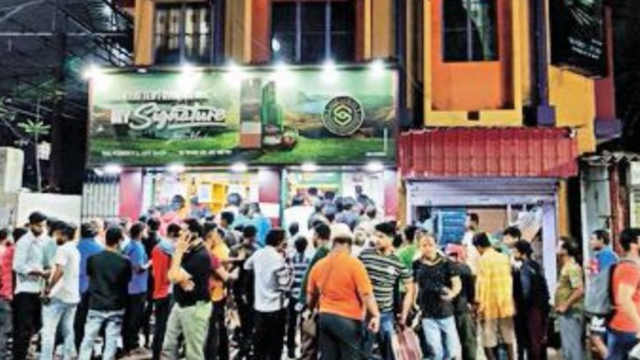 Festive cheer: 35% jump in liquor sales in Kolkata