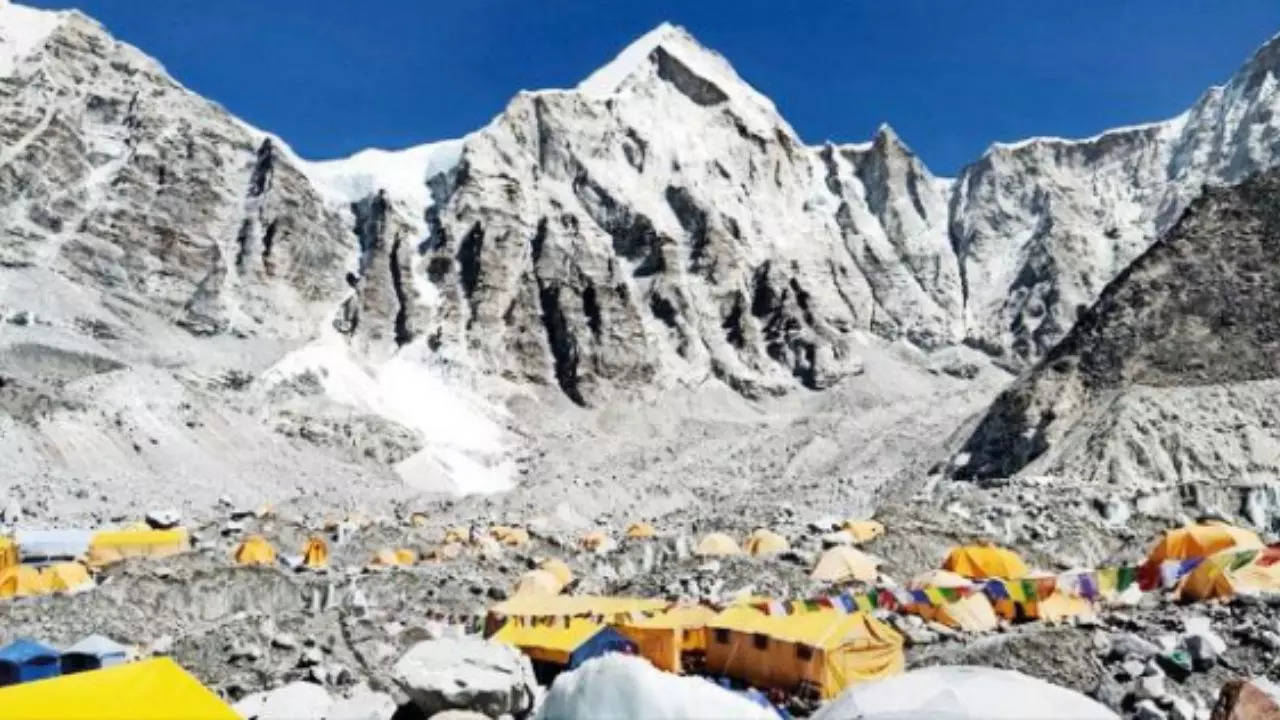 25 Kolkata entrepreneurs to trek to Everest base camp