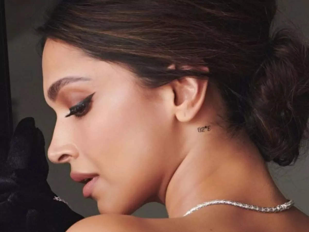 Finally Deepika Removed Ranbir's Tattoo From Her Neckline; Check Out The  Images - Woman's era