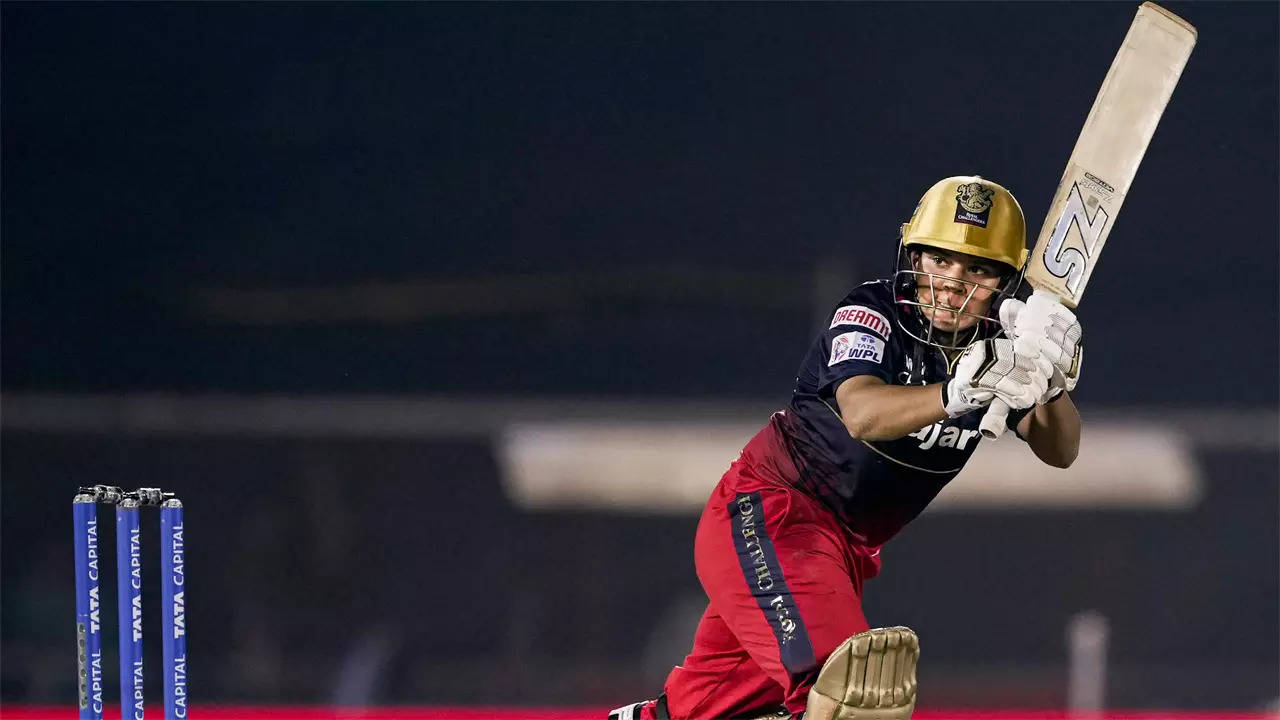 UPW vs RCB Highlights, WPL 2023: RCB snap 5-match losing streak with five-wicket win over UP Warriorz - The Times of India