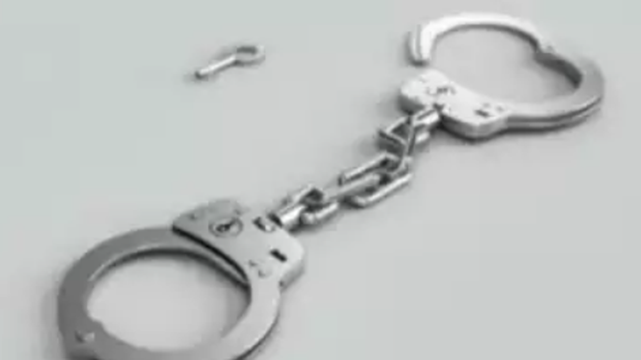 Seven held for selling MD, trying to set up manufacturing unit in Maharashtra’s Ratnagiri | Thane News – Times of India
