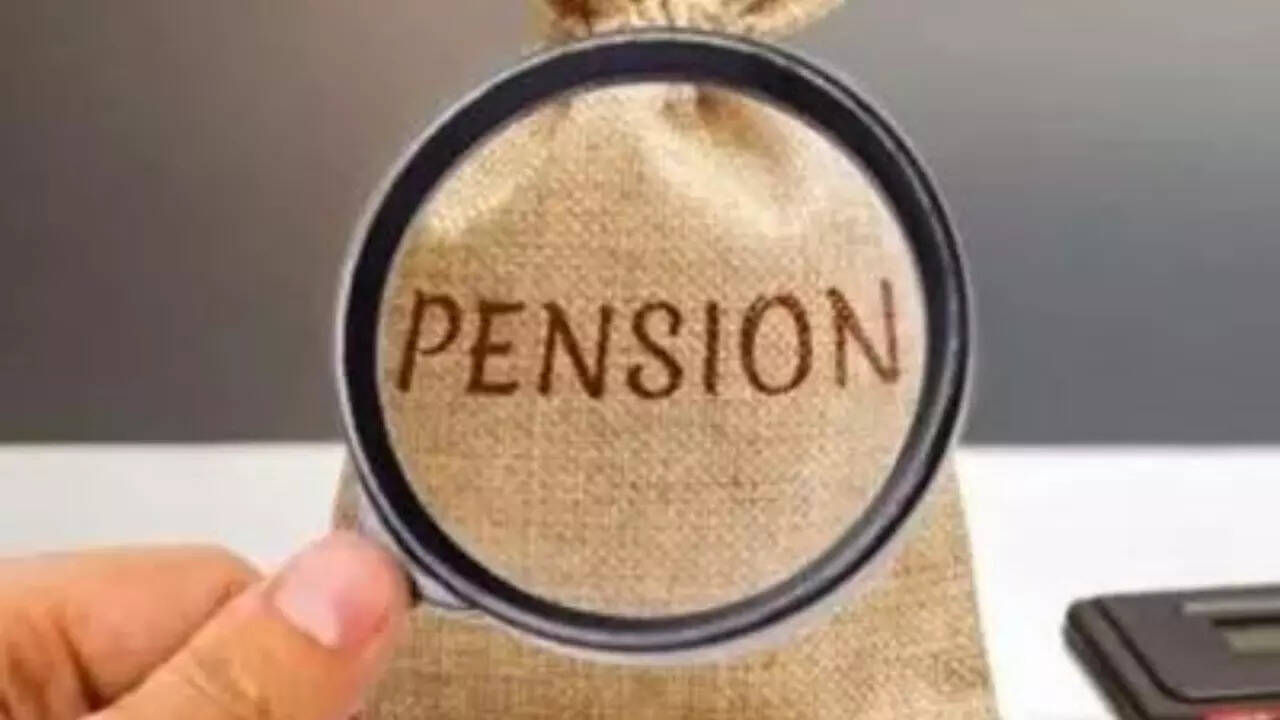 On eve of SC hearing, EPFO&rsquo;s higher pension form &lsquo;missing&rsquo;