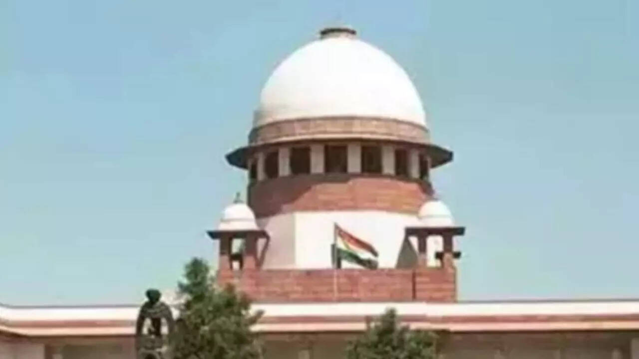 Don&rsquo;t withhold, overlook picks for judges: Supreme Court collegium to govt
