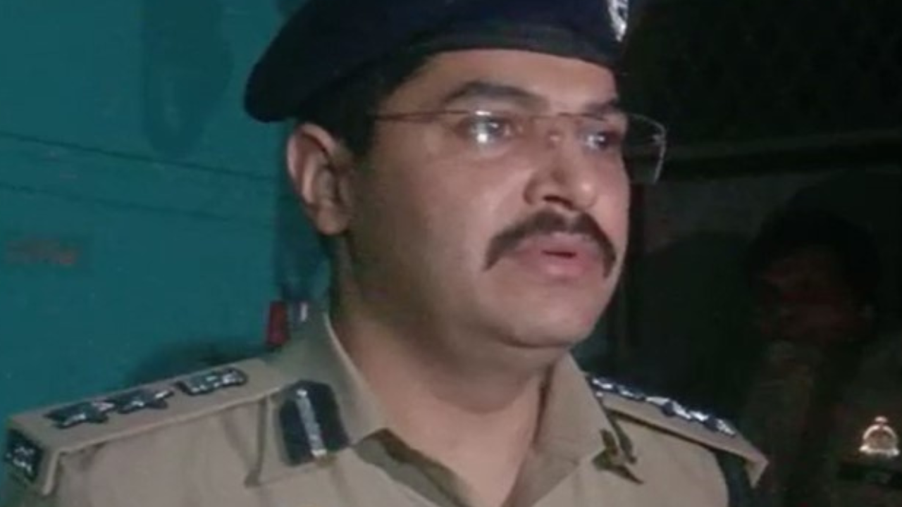 AMU student stabs parents to death as neighbours watch