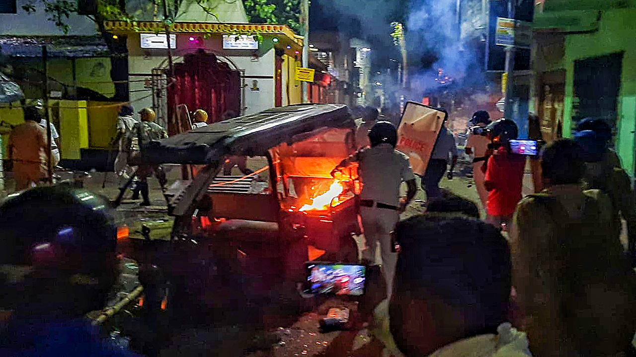 Violence erupts during Ram Navami Procession in Howrah