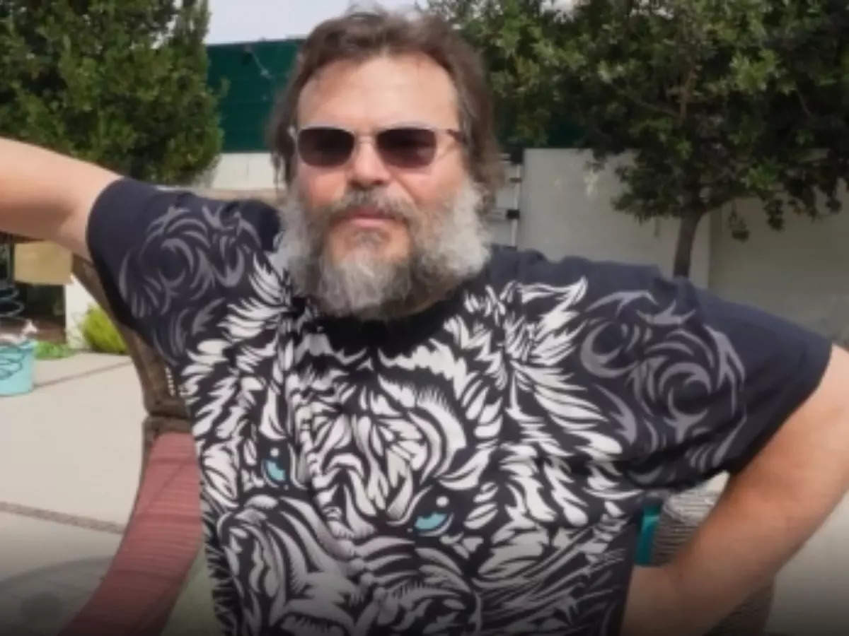 Jack Black says he's embarrassed to have Twitter's blue tick