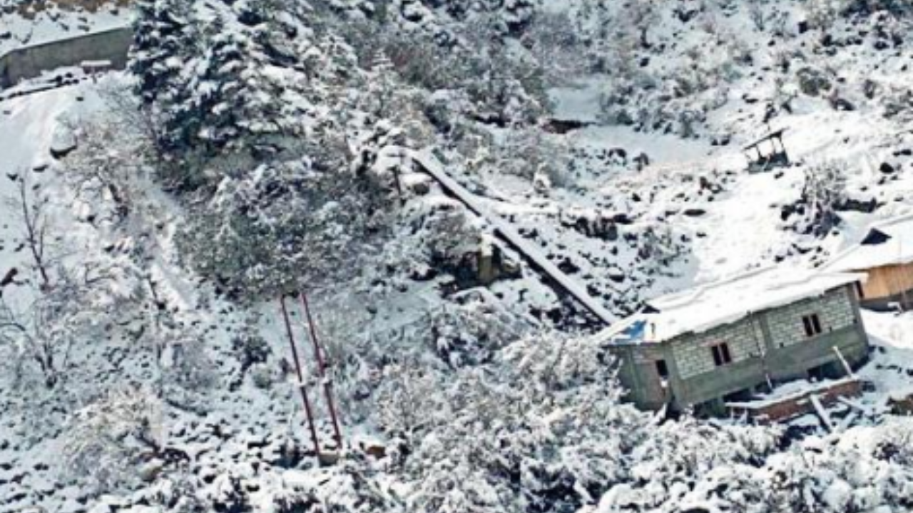 Arunachal eyes 50 hydel projects for 24x7 power supply to Army, villagers near China border