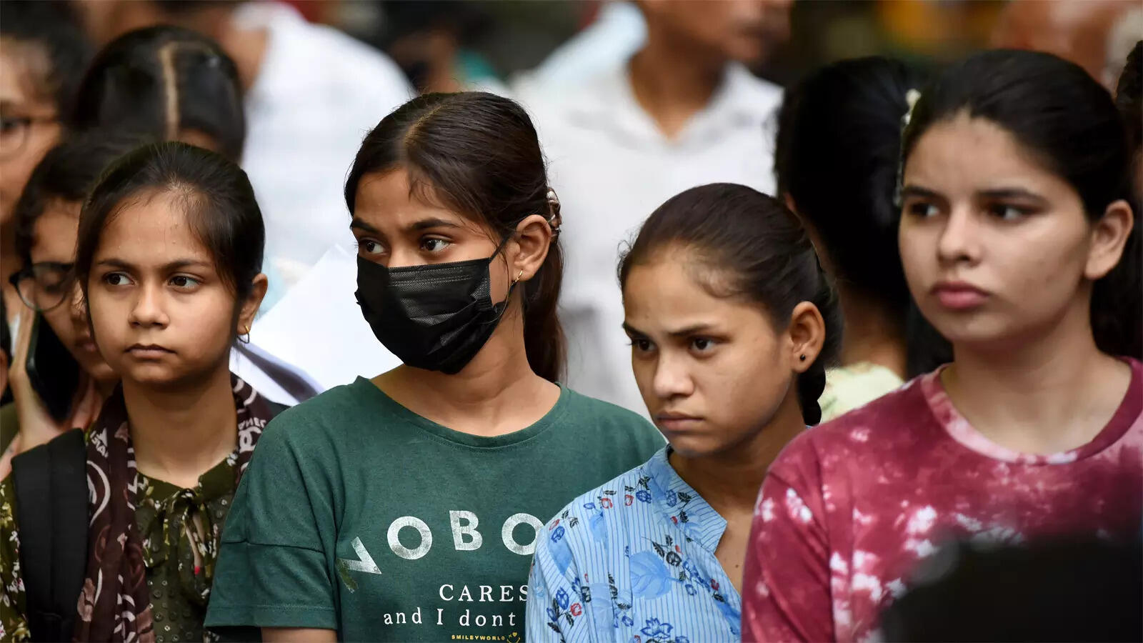 JEE Main 6 April Shift 1 Question Paper Analysis 2023: Students say overall paper was moderate – Times of India